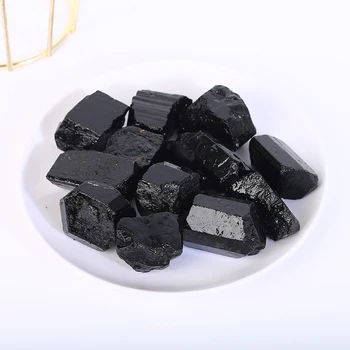Натурален Черен Турмалин Необработен камък Проба минерал с Неправилна форма Crystal Целебната Енергия Елиминира магнетизъм Домашен интериор