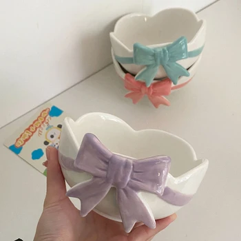 Творческа ръчно защемленная керамична купа с неправилна форма в стил момиче във формата на сърце, прекрасен десерт, купа за кисело мляко, купа за закуска с лък